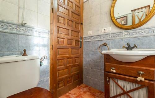Nice Home In �lora With 2 Bedrooms