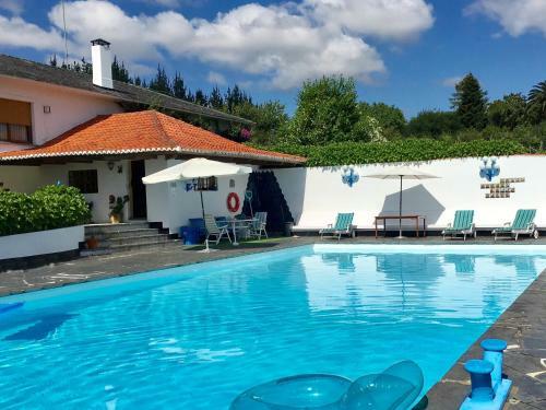 Chalet Con P�scina En Zona De Playa