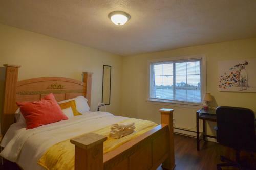 Michie House - Cozy Apartments- 300 Smithfield Rd