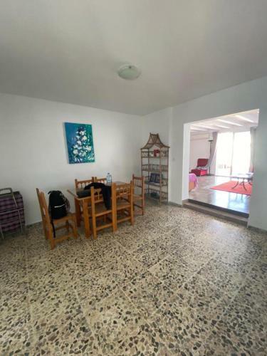 Central Sunny Attic Apartment