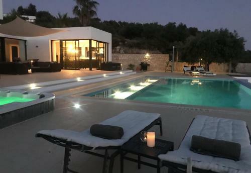 Villa Casa Blanca Modern Luxury