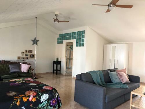 Lovely 1-bedroom Loft Near Ronda