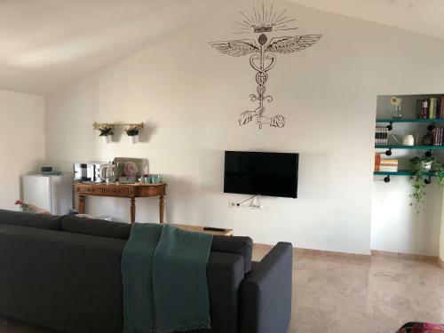 Lovely 1-bedroom Loft Near Ronda