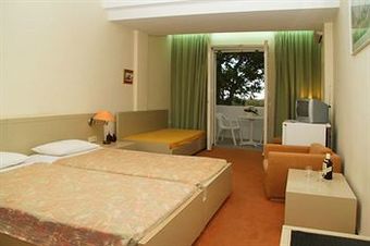 Mantenia Hotel