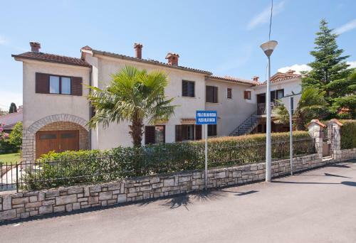 Apartments Alluro