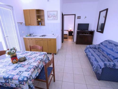Hostal Apartments Tin