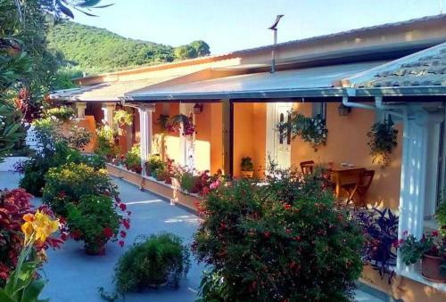Apartamento Marika Garden Studios