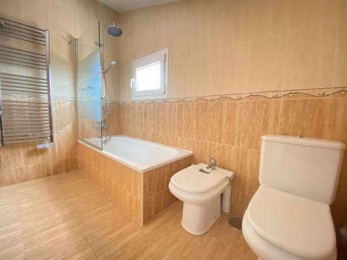 Villa With Swimming Pool & Sea View