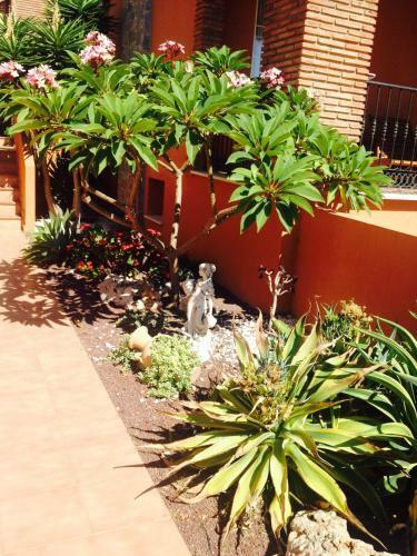 Villa With Swimming Pool & Sea View