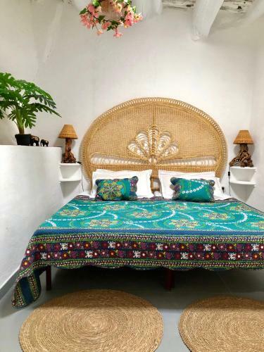 Spectacular View, Authentic House, Exquisite Area.