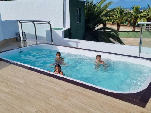 Villa Palmitos Resort Family