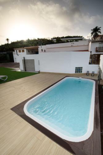 Villa Palmitos Resort Family