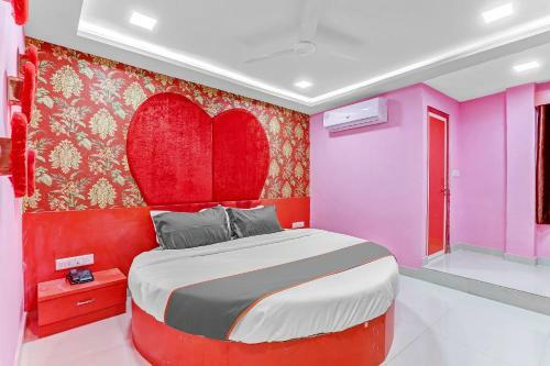 Collection O 86252 Hotel Bhavya Residency