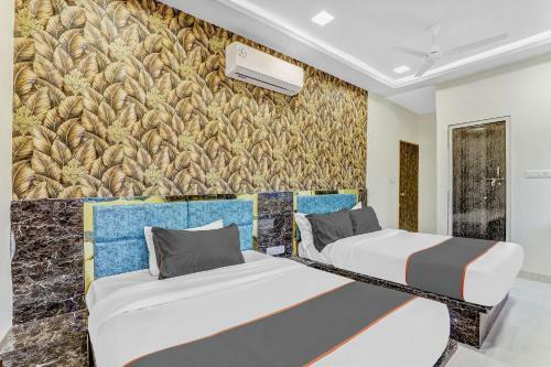 Collection O 86252 Hotel Bhavya Residency