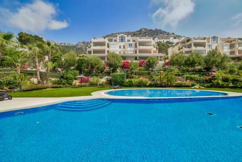 Luxury Apartments With Sea View