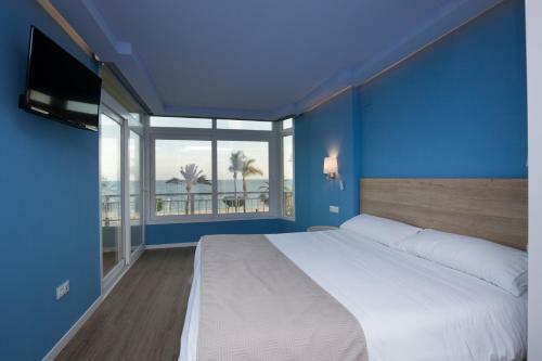 Luxury Ocean Beach Apartment