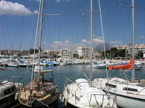 Modern Apartment 4c With Sea Views In Altea