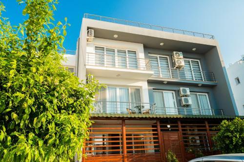 Apart Hotel Lapta-sel