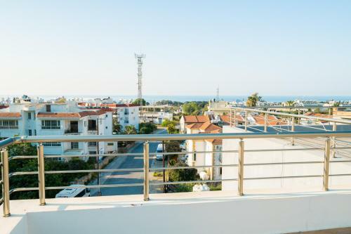 Apart Hotel Lapta-sel