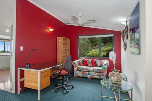 Breezy On Broadview - Opua Holiday Home