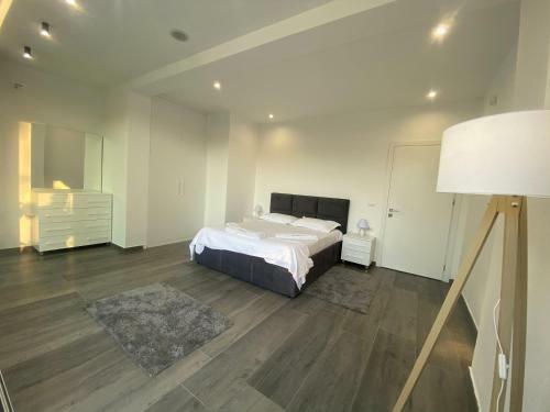 White Beach Villa 1 - Luxury