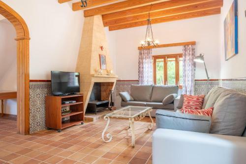 Casa Rubi Y Cas Capella