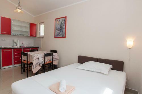 Apartments Damjanovic