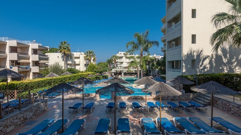 Aparthotel Poseidonia Apartments