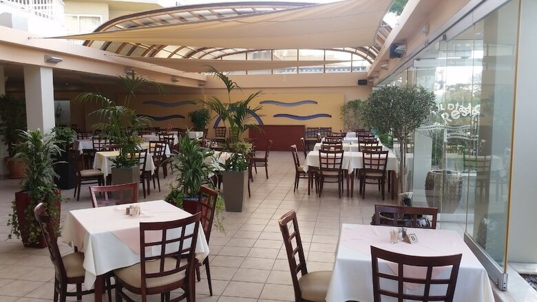 Aparthotel Poseidonia Apartments
