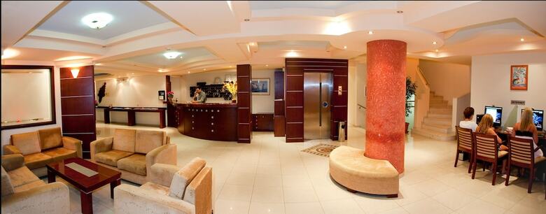 Aparthotel Poseidonia Apartments
