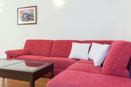 The Very Comfortable Apartment