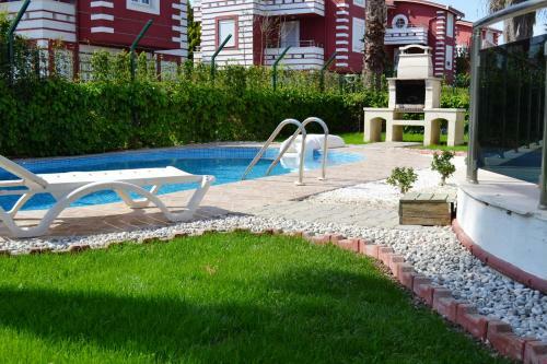 Happy Land Villas