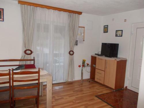 Apartments Pavli?
