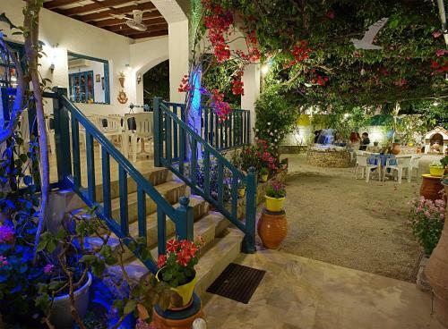 Nefeli Hotel