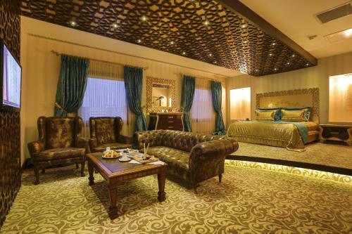 Teymur Continental Hotel