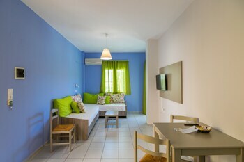 Aparthotel Evelin Hotel