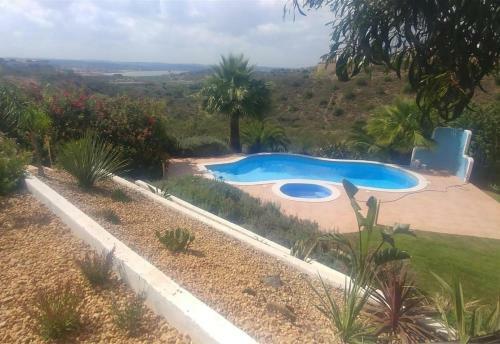 5 Bedroom Villa Pool And Garden