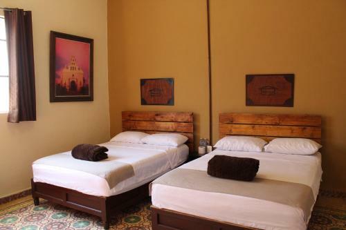Casa Bonita Hotel Y Hostal