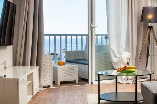 Playa De Las Americas Apartment 2