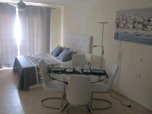 Apartamento Los Cristianos Studio, Modern, Spacious, Pool,wifi