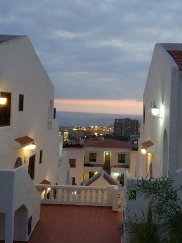 Apartamento Los Cristianos Studio, Modern, Spacious, Pool,wifi