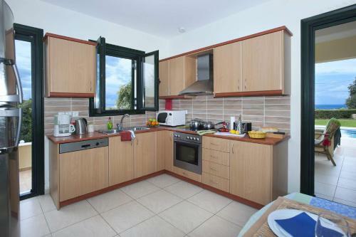 Villa Eleni With Private Swimming Pool