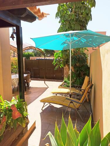 Remarkable 2-bed House In Arona