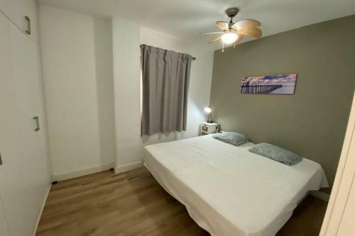 Apartamento Los Cristianos, C�ntrico Piso A 100 Metros de La Playa