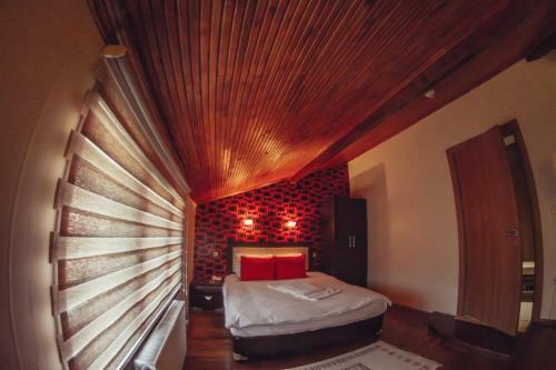 Rhebas Hotel