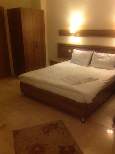 Rhebas Hotel