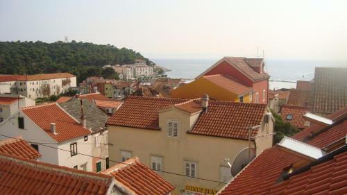 Apartments Karlo