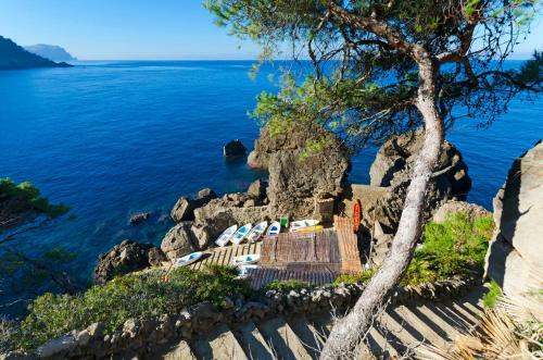 Villa Sea Front House With Astounding Views.