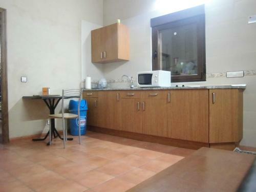 Hostal Albergue Tur�stico Las Eras