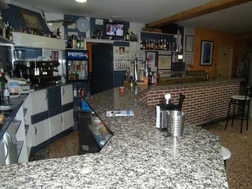 Hostal Albergue Tur�stico Las Eras